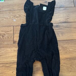 Gap Black Ruffle Kids Jumpsuit 6-12m